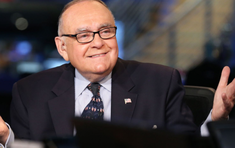 Warren Buffett and Leon Cooperman, Two Successful Billionaires who are Fortunate To Be Grateful